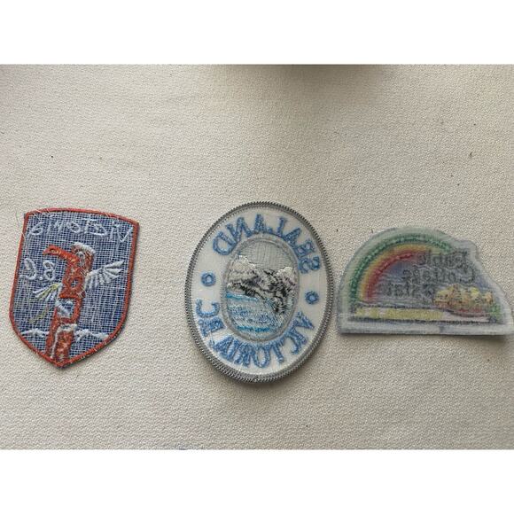 VTG Lot 4 New Canada Souvenir Embroidered Patch Victoria BC Sealand Quebec - Picture 8 of 9